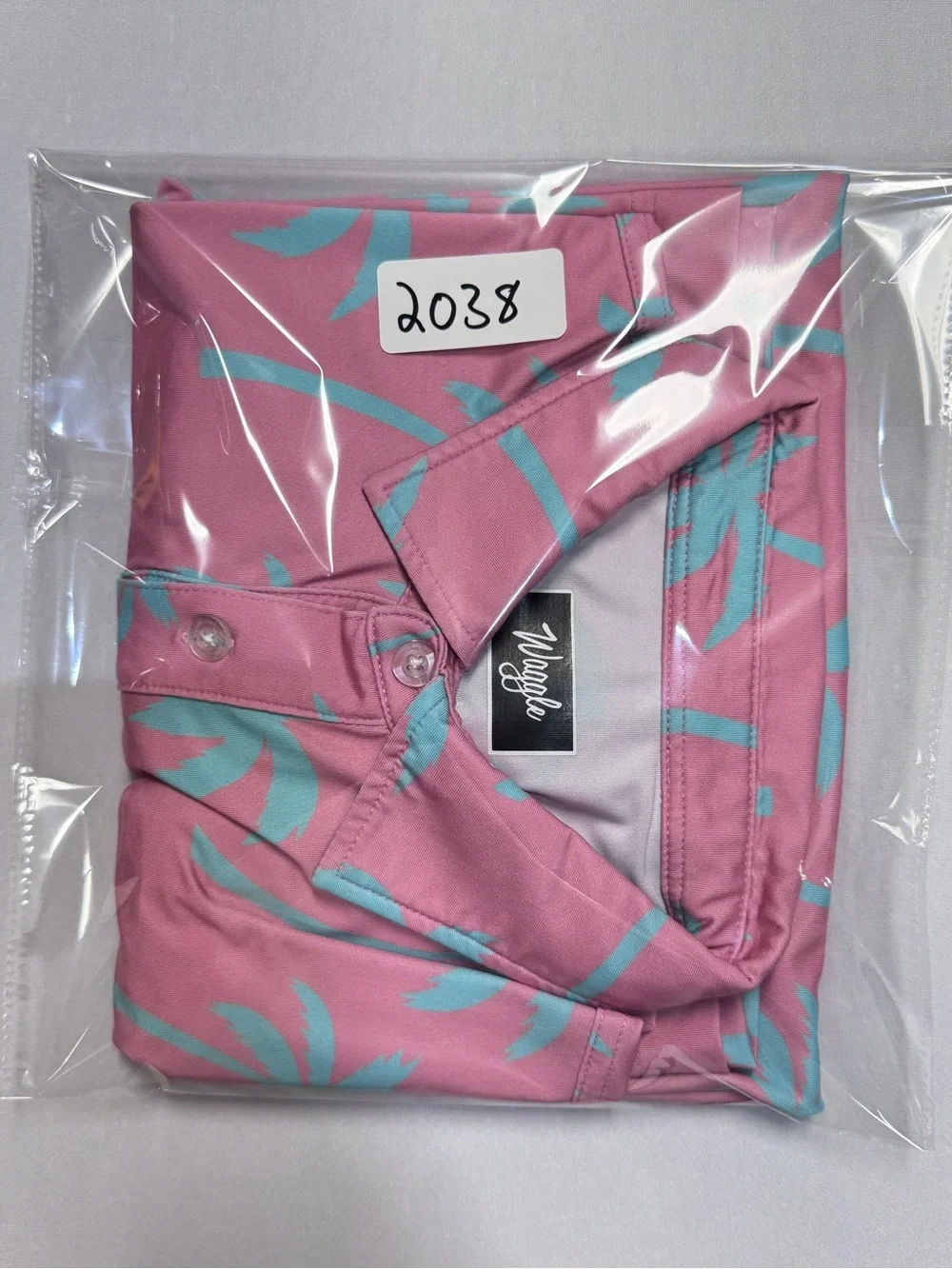 Men’s Waggle Golf Medium Pink/Blue Palms Performance Polo Short Sleeve - Picture 6 of 6